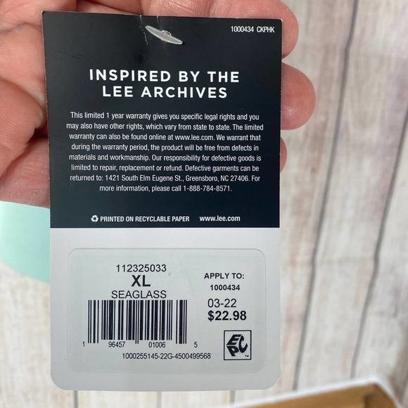 Lee Retro Boxy Oversized Green Cropped Sweatshirt Tee Shirt Top XL New NWT - Picture 4 of 9